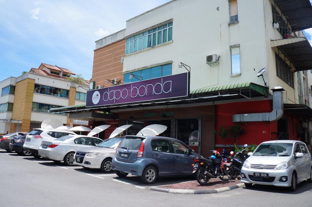 Greens Hotel & Suites Bintulu Exterior photo